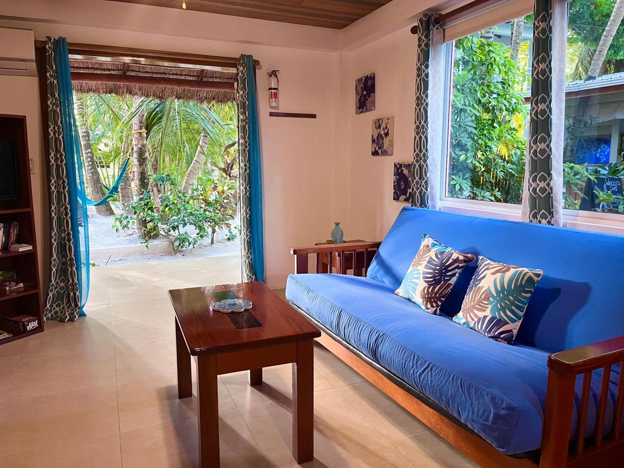 קיי קולקר Palmetto Garden Cottage מראה חיצוני תמונה